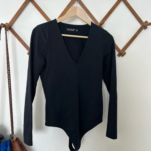 Abercrombie & Fitch Black Long Sleeve Bodysuit - Picture 1 of 5
